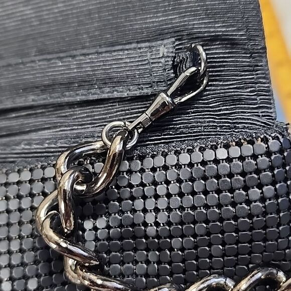 Whiting and Davis Black Mesh Body Chunky Chain Shoulder Bag - Picture 16 of 16